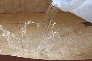 梅河口漏水维修 免砸砖防水材料该如何施工